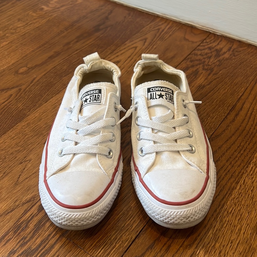 Women’s All Star Converse Shoreline Slip On - size 8